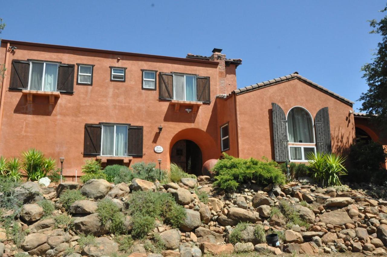 Posada Mariana Bed And Breakfast Catheys Valley Exterior foto